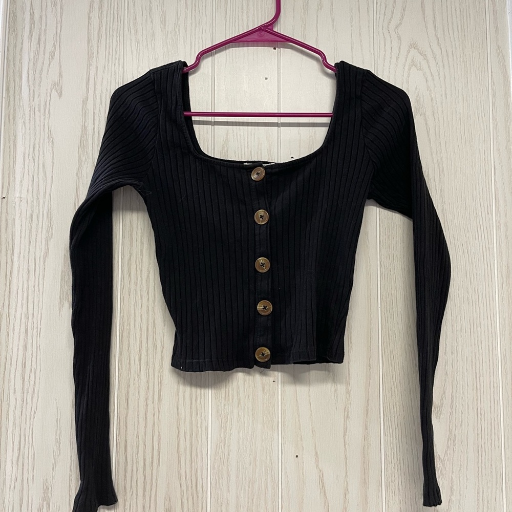 M size causal wear .